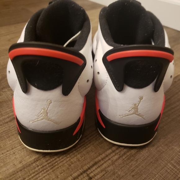 Air Jordan 6 Low Infrared 2015 - Picture 4 of 8